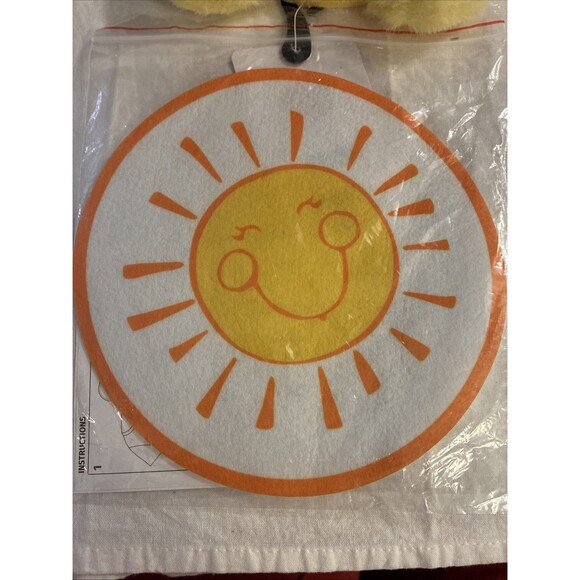 Care Bears Funshine Bear Ears and Sunshine Patch Kit - Picture 3 of 9